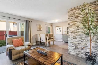 Photo #6: 240017258 Listing