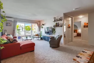 Photo #2: 240017328 Listing 