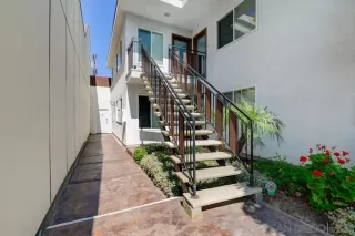 Photo #1: 240017339 Listing 