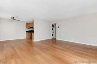 Photo #3: 240017339 Listing 