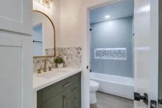 Photo #5: 240017347 Listing