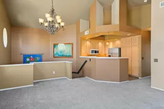 Photo #3: 240017352 Listing