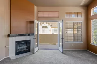 Photo #5: 240017352 Listing