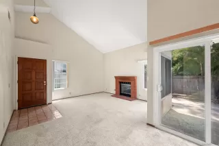 Photo #6: 240017406 Listing