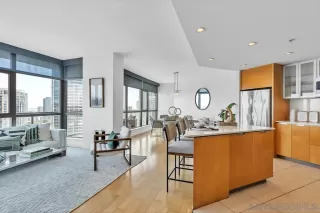 Photo #2: 240017442 Listing