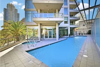 Photo #5: 240017442 Listing