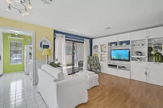 Photo #3: 240017446 Listing 