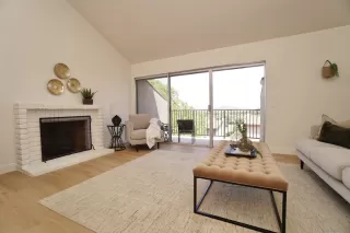 Photo #2: 240017474 Listing 