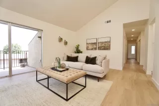 Photo #3: 240017474 Listing 