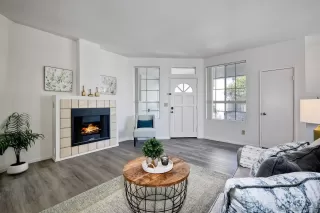 Photo #1: 240017519 Listing