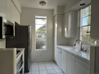 Photo #2: 240017705 Listing