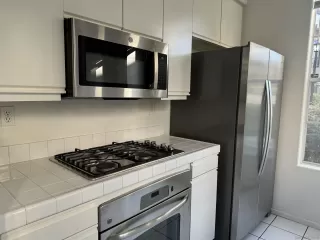 Photo #4: 240017705 Listing