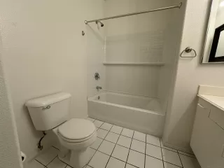 Photo #6: 240017705 Listing