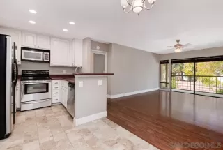 Photo #4: 240017726 Listing