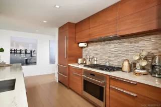 Photo #6: 240017932 Listing