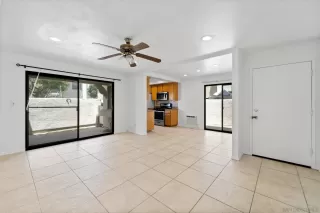 Photo #3: 240017981 Listing