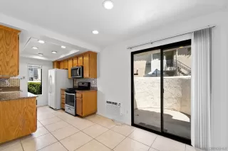 Photo #6: 240017981 Listing