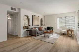 Photo #1: 240018006 Listing 