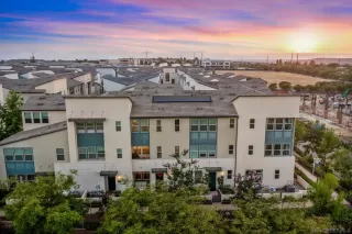 Photo #2: 240018025 Listing