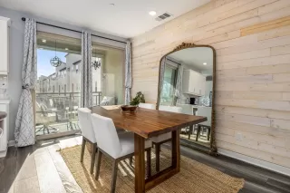 Photo #4: 240018025 Listing