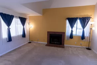 Photo #3: 240018034 Listing