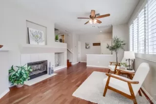 Photo #2: 240018059 Listing