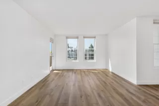 Photo #5: 240018084 Listing 