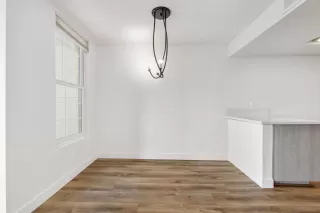 Photo #6: 240018084 Listing 