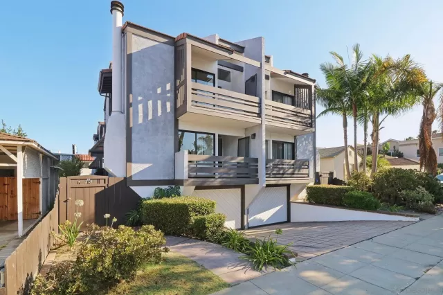 MLS: 240018091 Condo For Sale