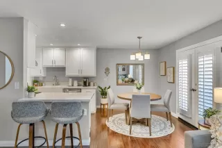 Photo #5: 240018182 Listing