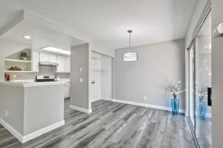 Photo #6: 240018183 Listing