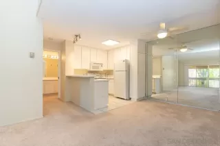 Photo #1: 240018209 Listing