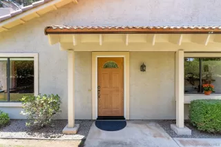 Photo #1: 240018227 Listing