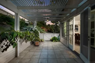 Photo #2: 240018229 Listing