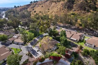 Photo #5: 240018229 Listing