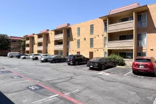 Photo #3: 240018247 Listing