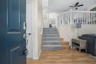 Photo #1: 240018367 Listing