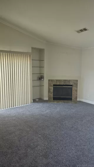 Photo #2: 240018386 Listing