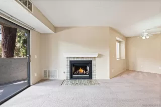 Photo #4: 240018392 Listing