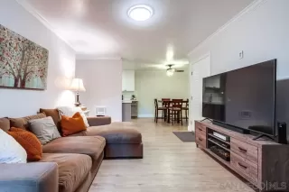 Photo #3: 240018405 Listing 