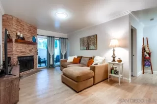 Photo #4: 240018405 Listing 