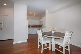 Photo #6: 240018436 Listing