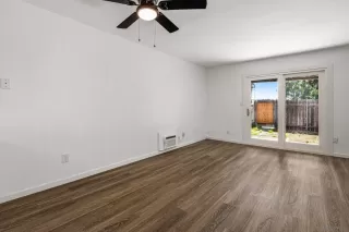 Photo #6: 240018472 Listing 