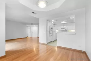 Photo #1: 240018494 Listing