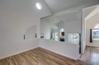 Photo #6: 240018627 Listing