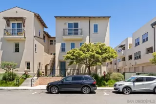 Photo #1: 240018673 Listing