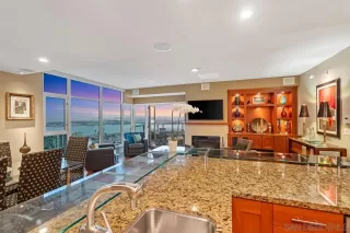 Photo #6: 240018696 Listing