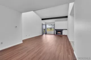 Photo #4: 240018703 Listing