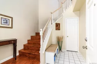 Photo #6: 240018729 Listing