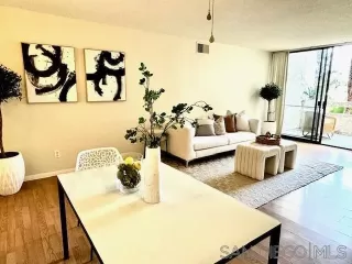 Photo #2: 240018734 Listing 